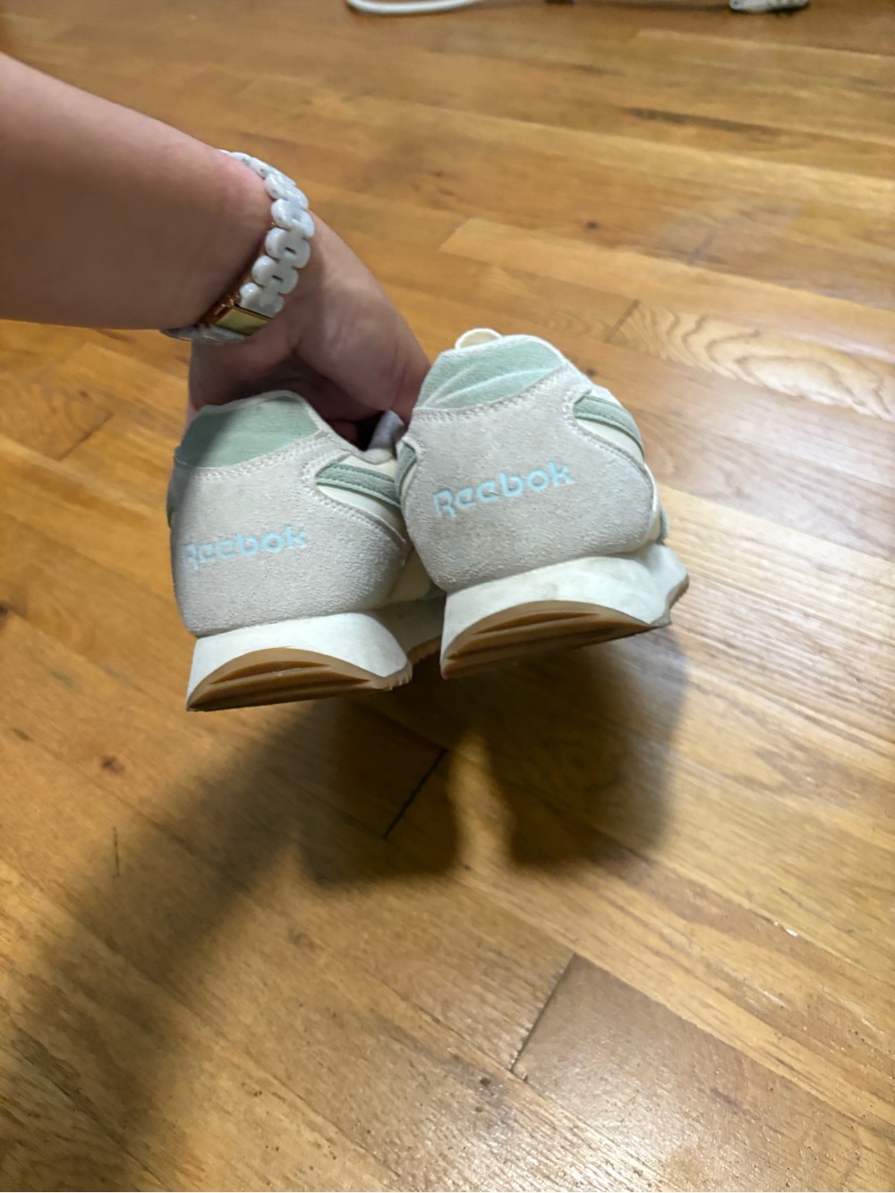 reebok suede white and light green retro sneakers womens - Picture 5 of 9